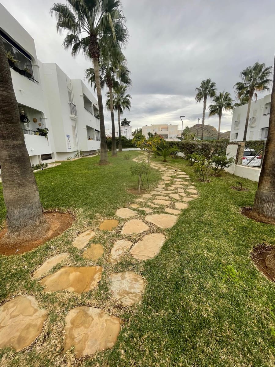 2 quarto Apartamento para venda em Mojacar com piscina garagem - 195 000 € (Ref: 9518052)