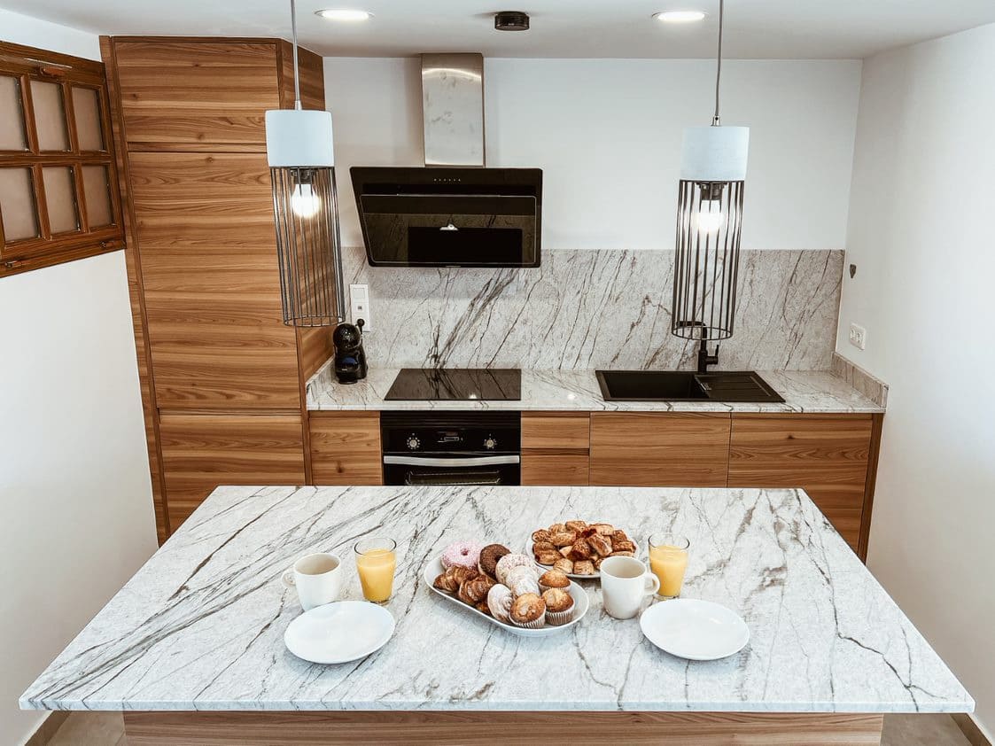 Apartamento de 2 habitaciones en Desert Springs en venta con piscina garaje - 225.000 € (Ref: 9519406)