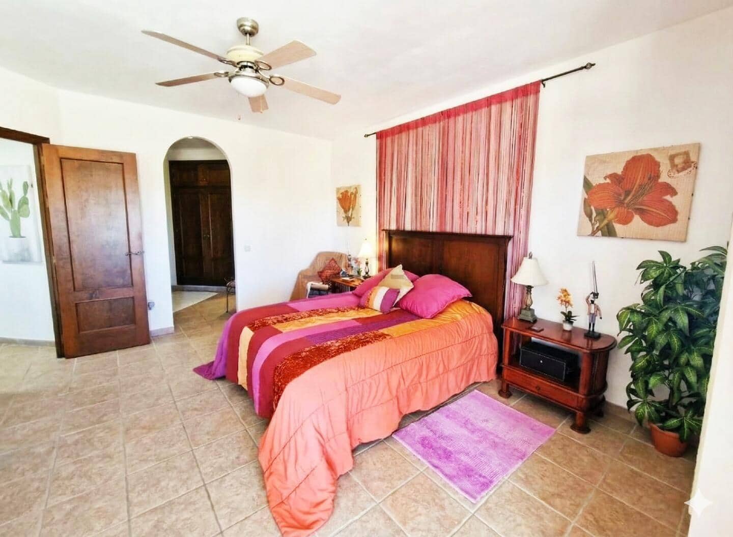 4 makuuhuone Omakotitalo myytävänä paikassa Vera mukana uima-altaan - 695 000 € (Ref: 9521619)