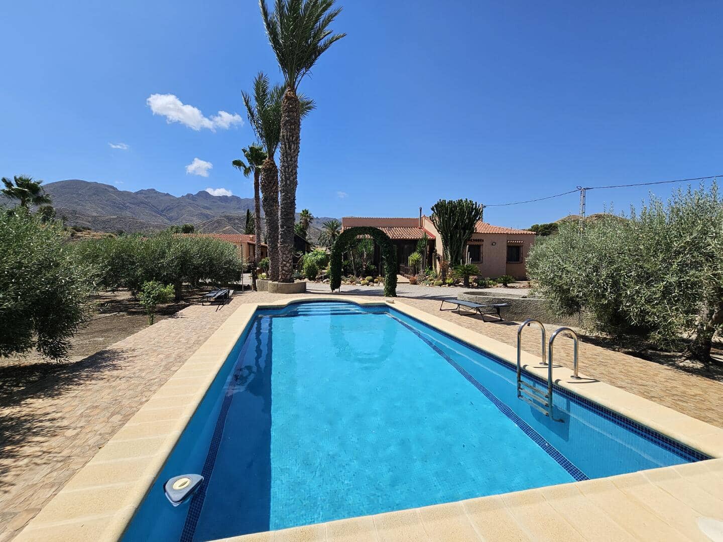 3 soveværelse Byhus til salg i Mojacar med swimmingpool - € 398.000 (Ref: 9570064)