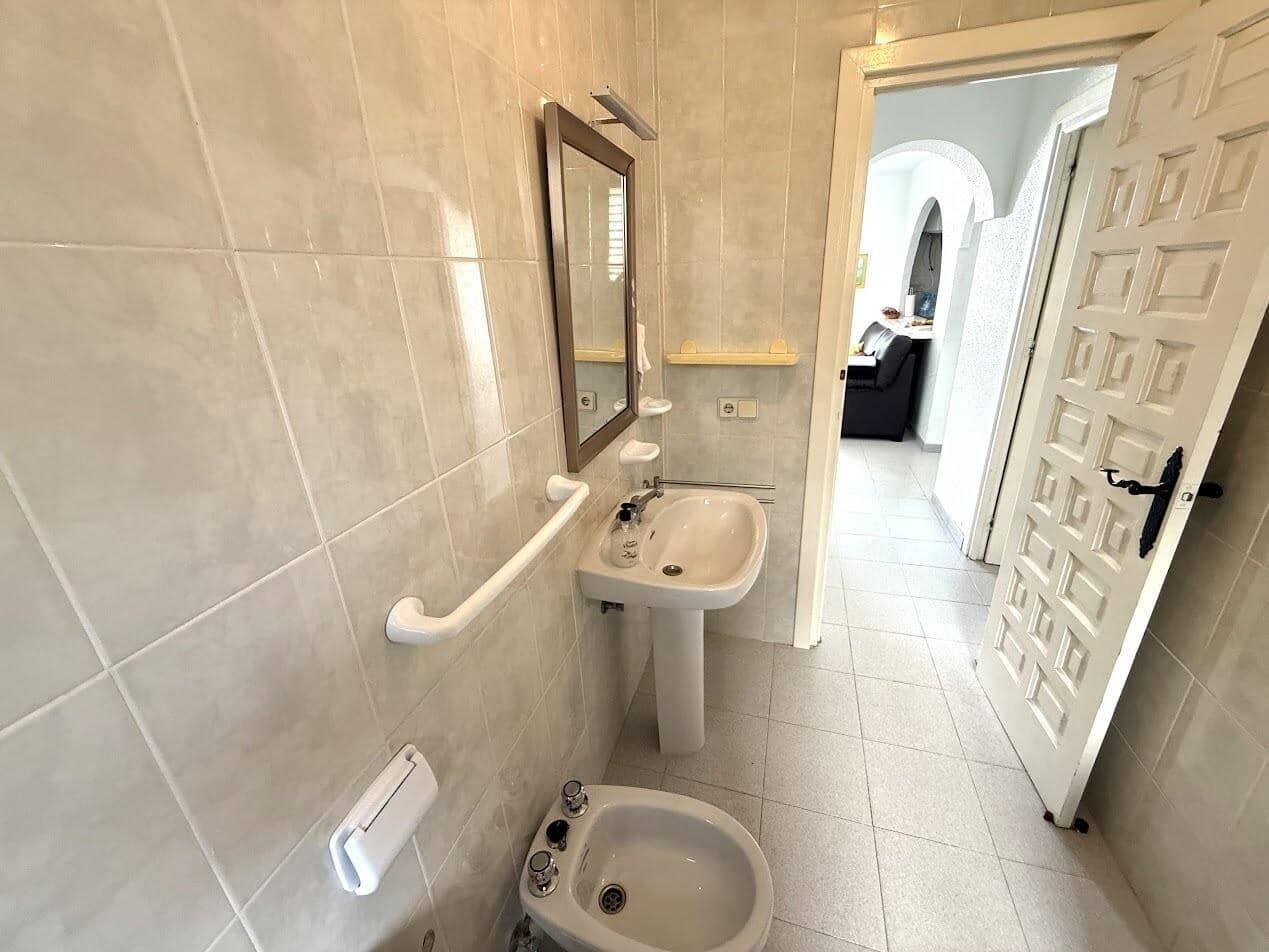 Apartamento de 2 habitaciones en Mojácar en venta - 172.900 € (Ref: 9611804)