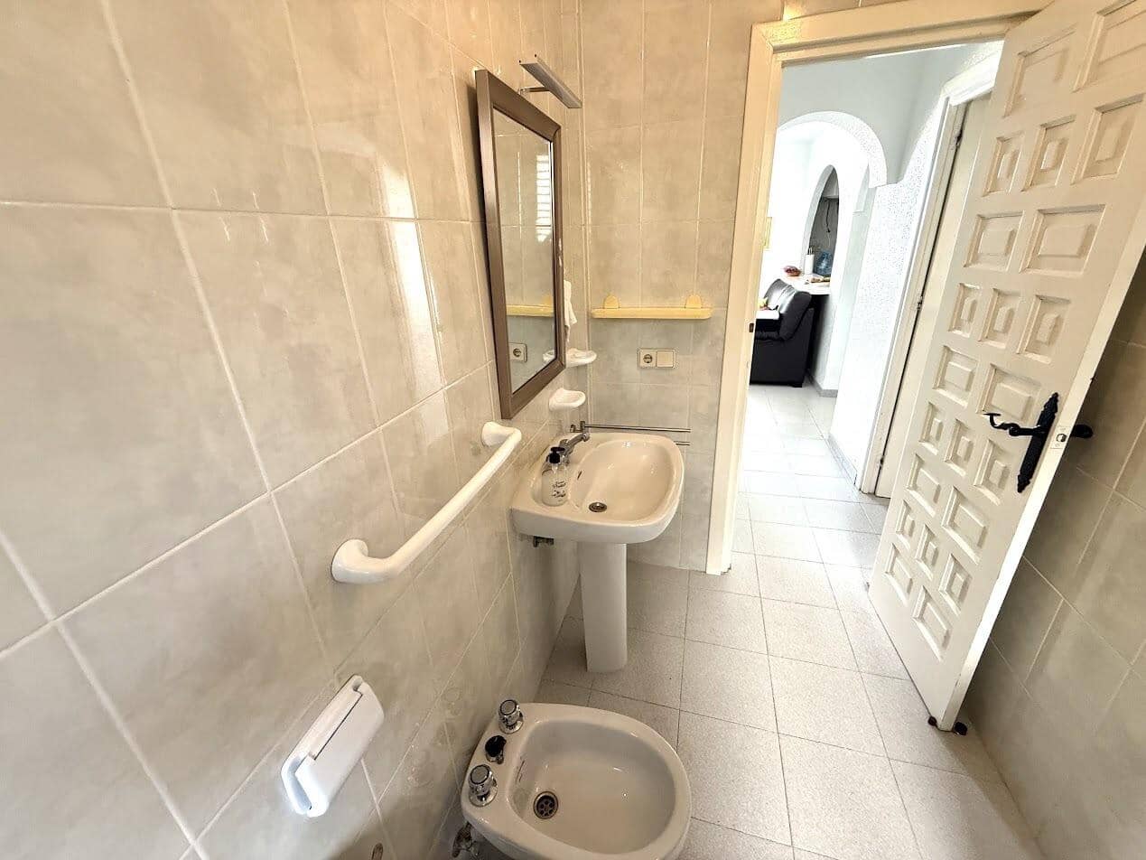 Apartamento de 2 habitaciones en Mojácar en venta - 172.900 € (Ref: 9611804)