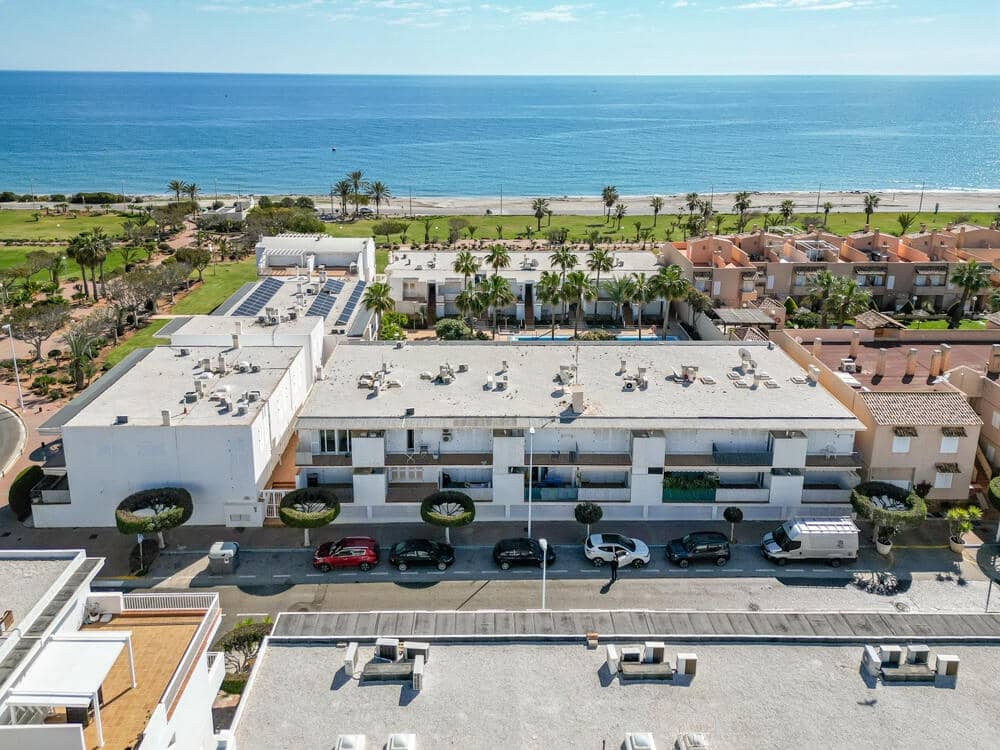 2 quarto Apartamento para venda em Mojacar com piscina - 199 000 € (Ref: 9622035)