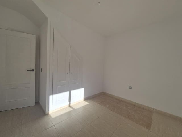 Apartamento de 2 habitaciones en Vera Ciudad, Vera en venta - 120.000 € (Ref: 9622218)