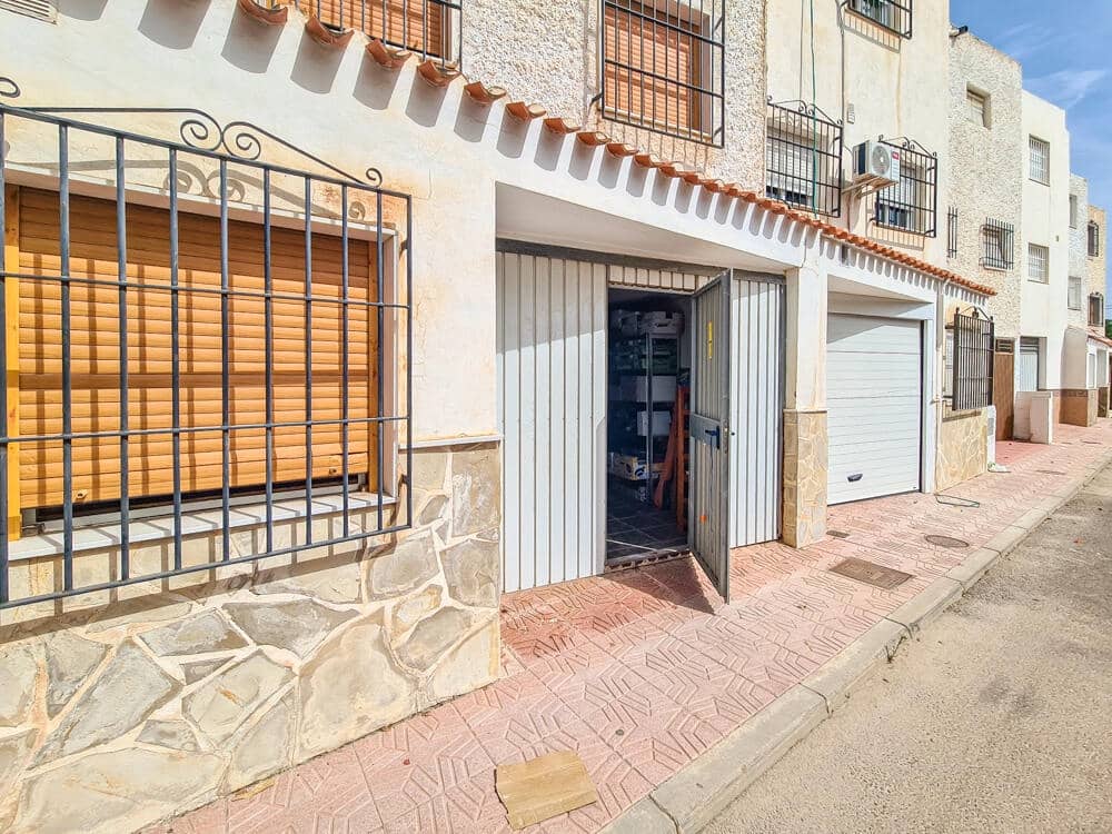Casa de 5 habitaciones en Vera en venta - 275.000 € (Ref: 9638880)