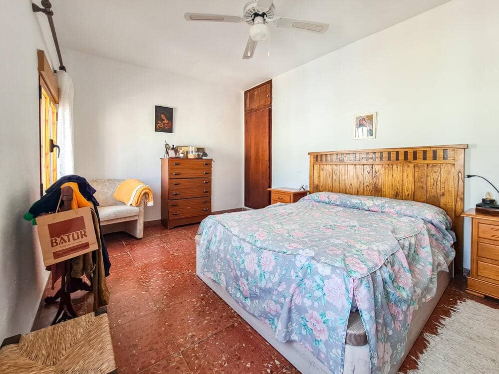 Casa de 5 habitaciones en Vera en venta - 275.000 € (Ref: 9638880)