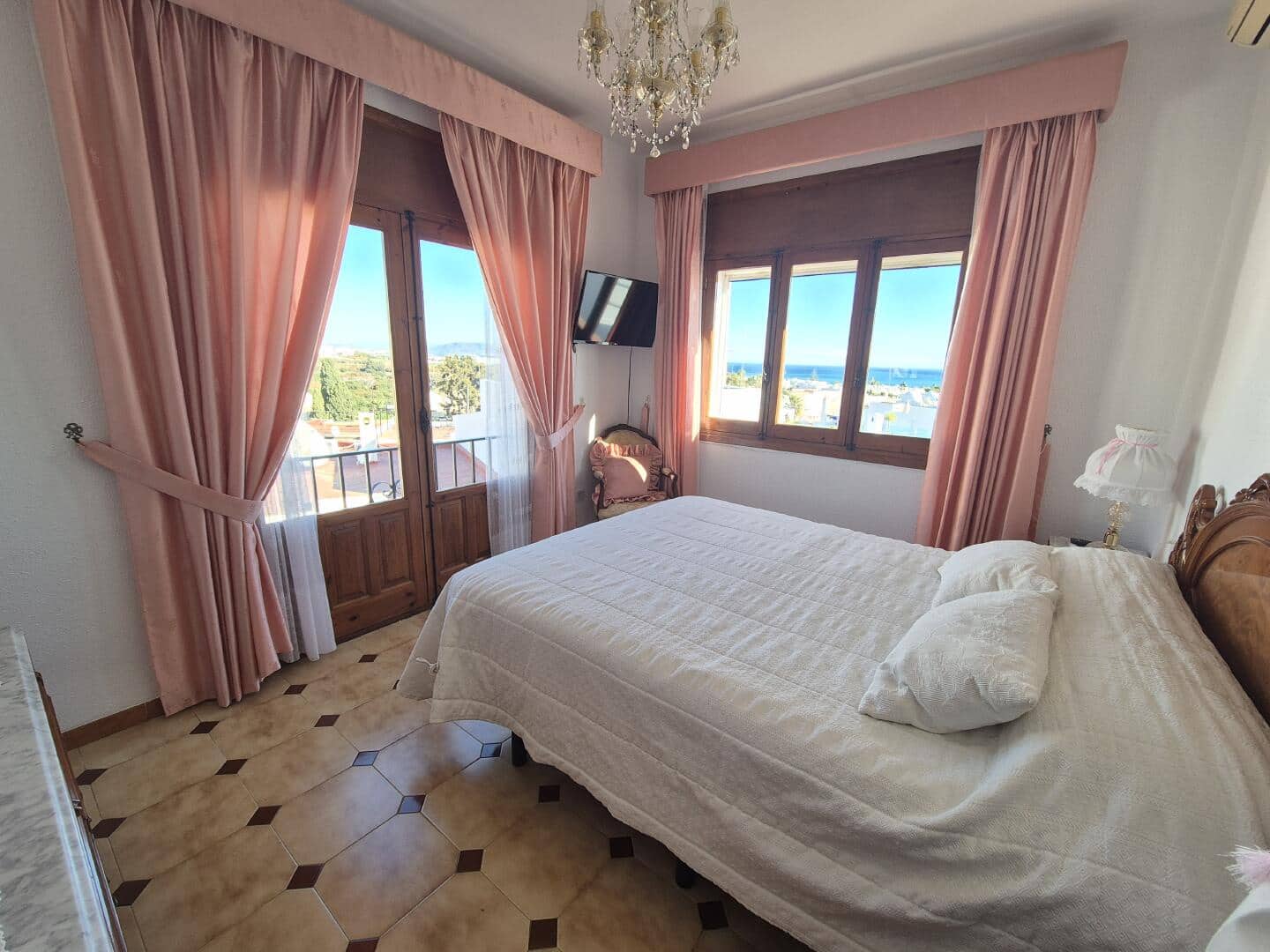 4 makuuhuone Omakotitalo myytävänä paikassa Mojacar - 450 000 € (Ref: 9638881)