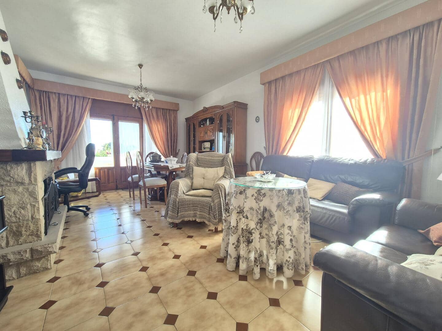 4 makuuhuone Omakotitalo myytävänä paikassa Mojacar - 450 000 € (Ref: 9638881)