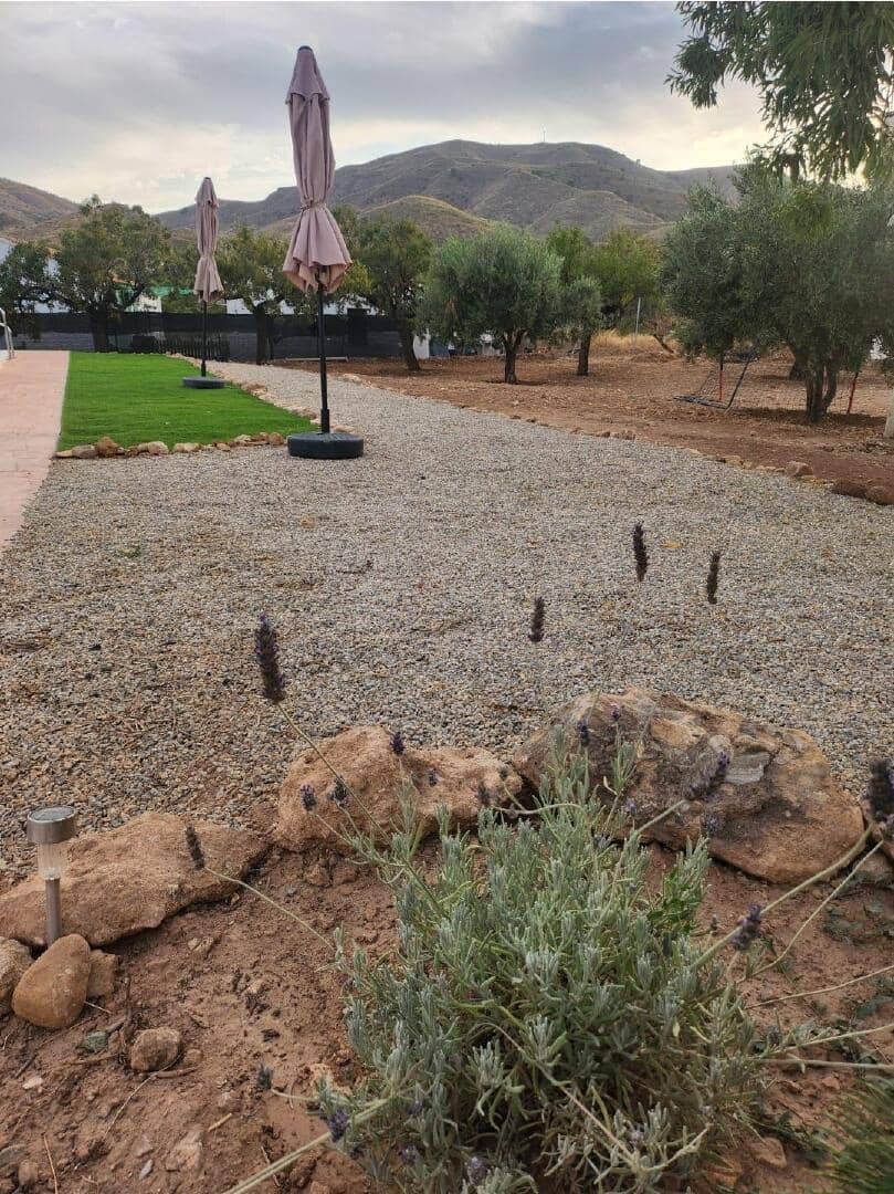 Casa de 6 habitaciones en Lubrín en venta con piscina - 155.000 € (Ref: 9650937)