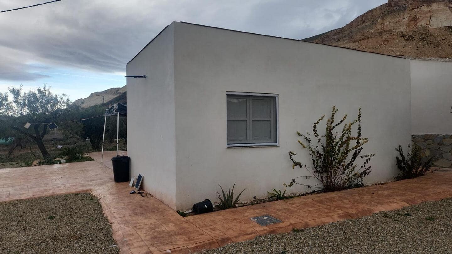 Casa de 6 habitaciones en Lubrín en venta con piscina - 155.000 € (Ref: 9650937)