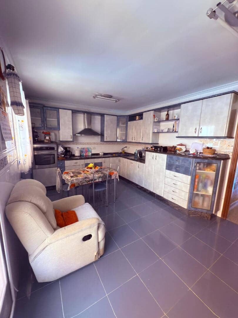 4 makuuhuone Huoneisto myytävänä paikassa Almeria kaupunki - 425 000 € (Ref: 9652346)