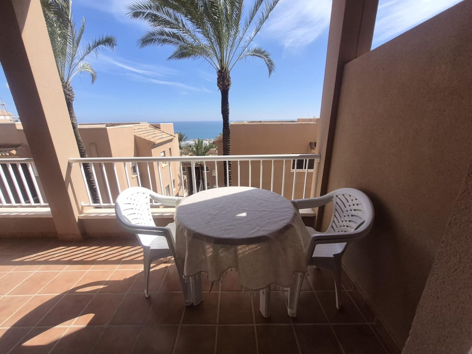 2 slaapkamer Strandappartement te koop in Mojacar met zwembad garage - € 190.000 (Ref: 9730447)