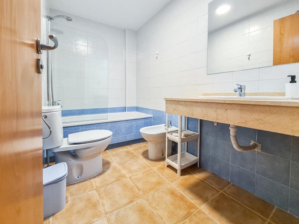 3 slaapkamer Strandappartement te koop in Mojacar met zwembad garage - € 209.000 (Ref: 9730448)