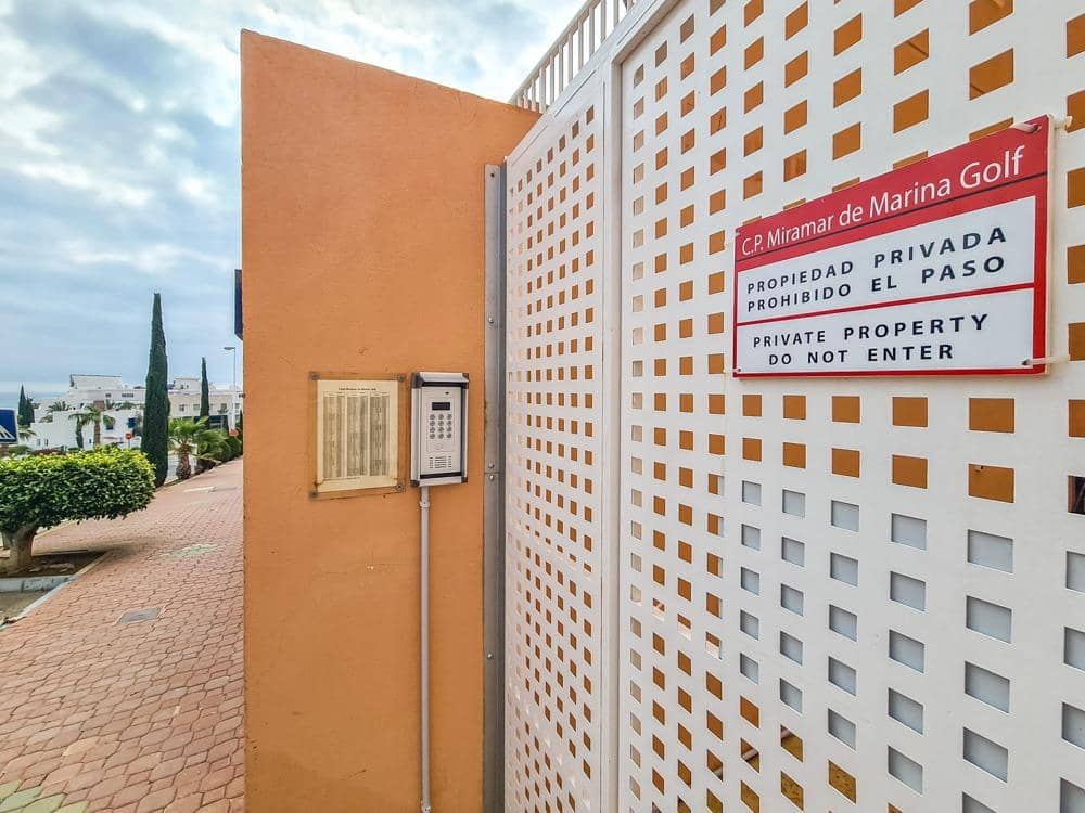 3 slaapkamer Strandappartement te koop in Mojacar met zwembad garage - € 209.000 (Ref: 9730448)