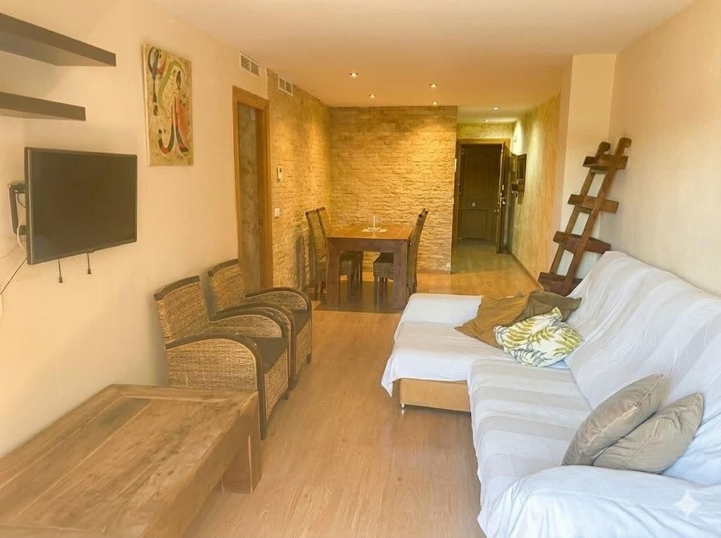 3 bedroom Flat for sale in Cuevas del Almanzora with garage - € 115,000 (Ref: 9747017)