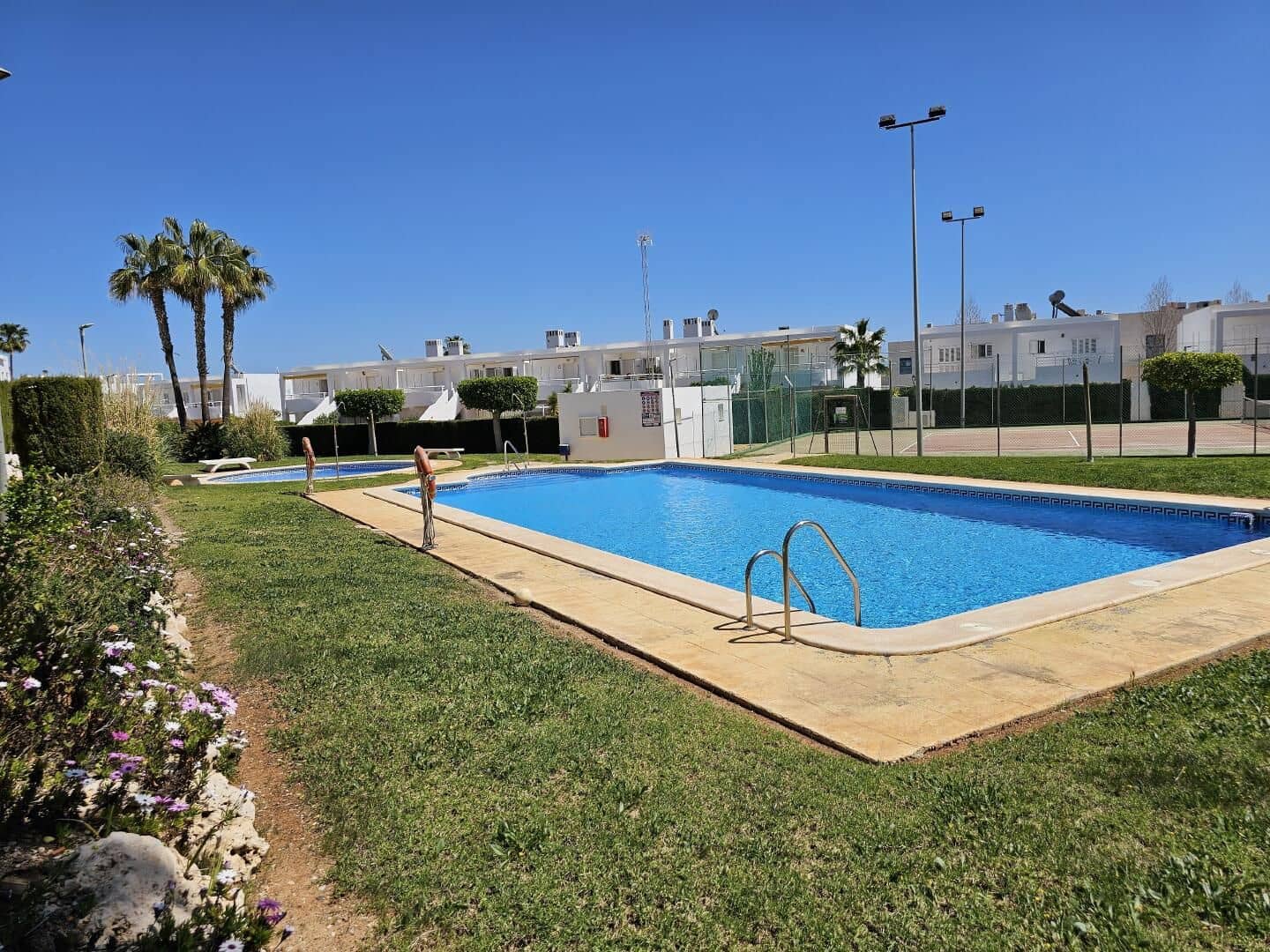 2 bedroom Flat for sale in Mojacar with pool - € 225,000 (Ref: 9747022)