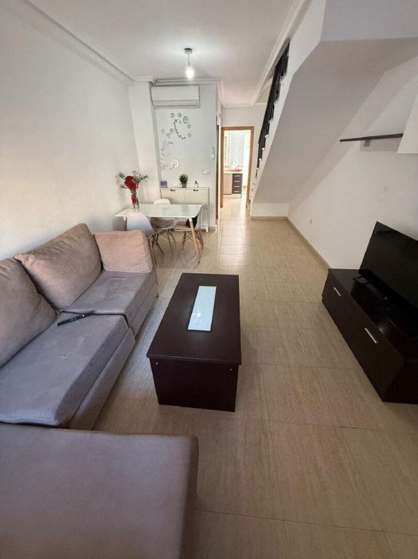 2 makuuhuone Huvila myytävänä paikassa San Juan de los Terreros mukana uima-altaan - 175 000 € (Ref: 9747024)