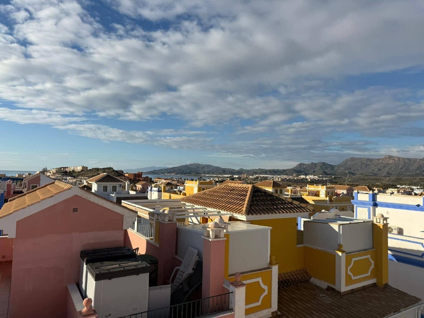 2 makuuhuone Huvila myytävänä paikassa San Juan de los Terreros mukana uima-altaan - 175 000 € (Ref: 9747024)