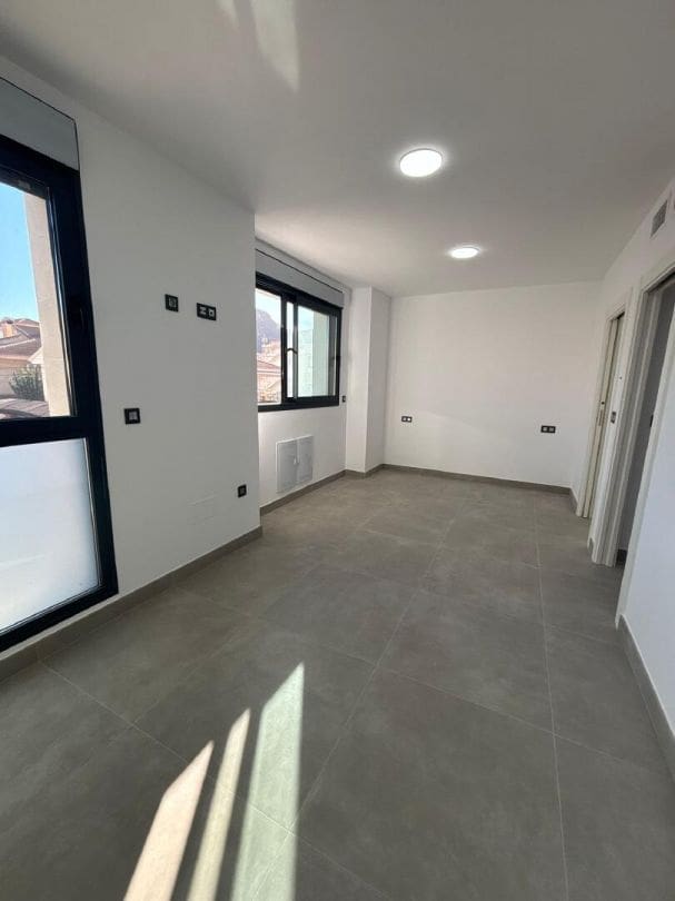 4 quarto Moradia para venda em Calabardina - 295 000 € (Ref: 9747025)