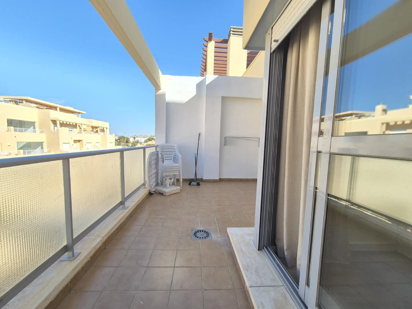 2 bedroom Penthouse for sale in Puerto del Rey with pool - € 190,000 (Ref: 9747030)
