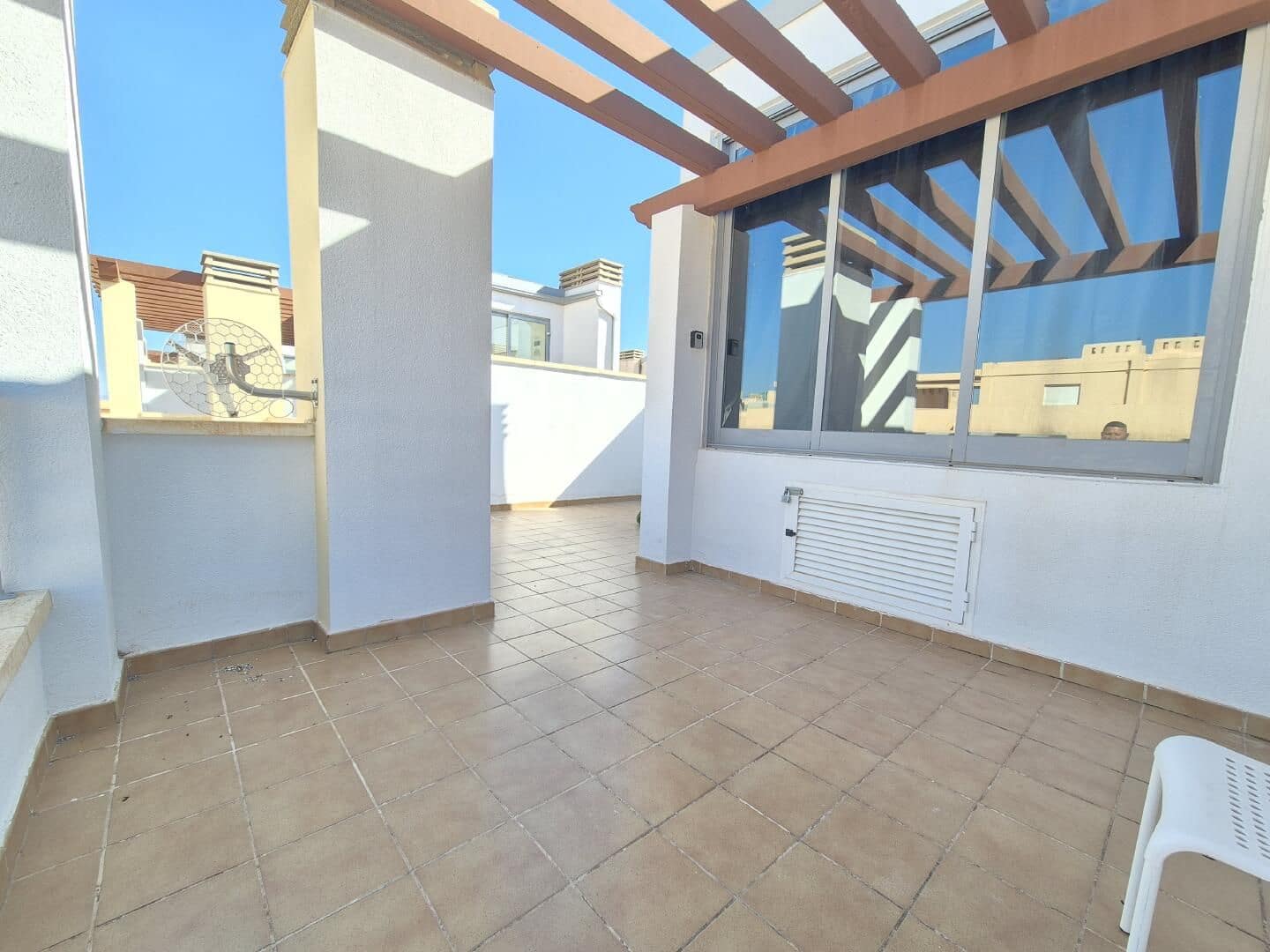 2 bedroom Penthouse for sale in Puerto del Rey with pool - € 190,000 (Ref: 9747030)