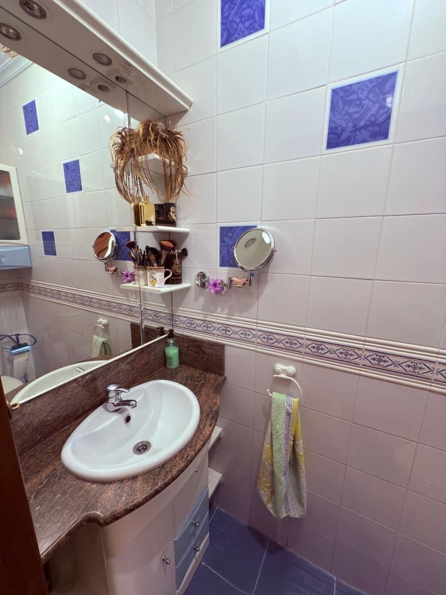 4 slaapkamer Appartement te koop in Almeria stad - € 425.000 (Ref: 9751949)