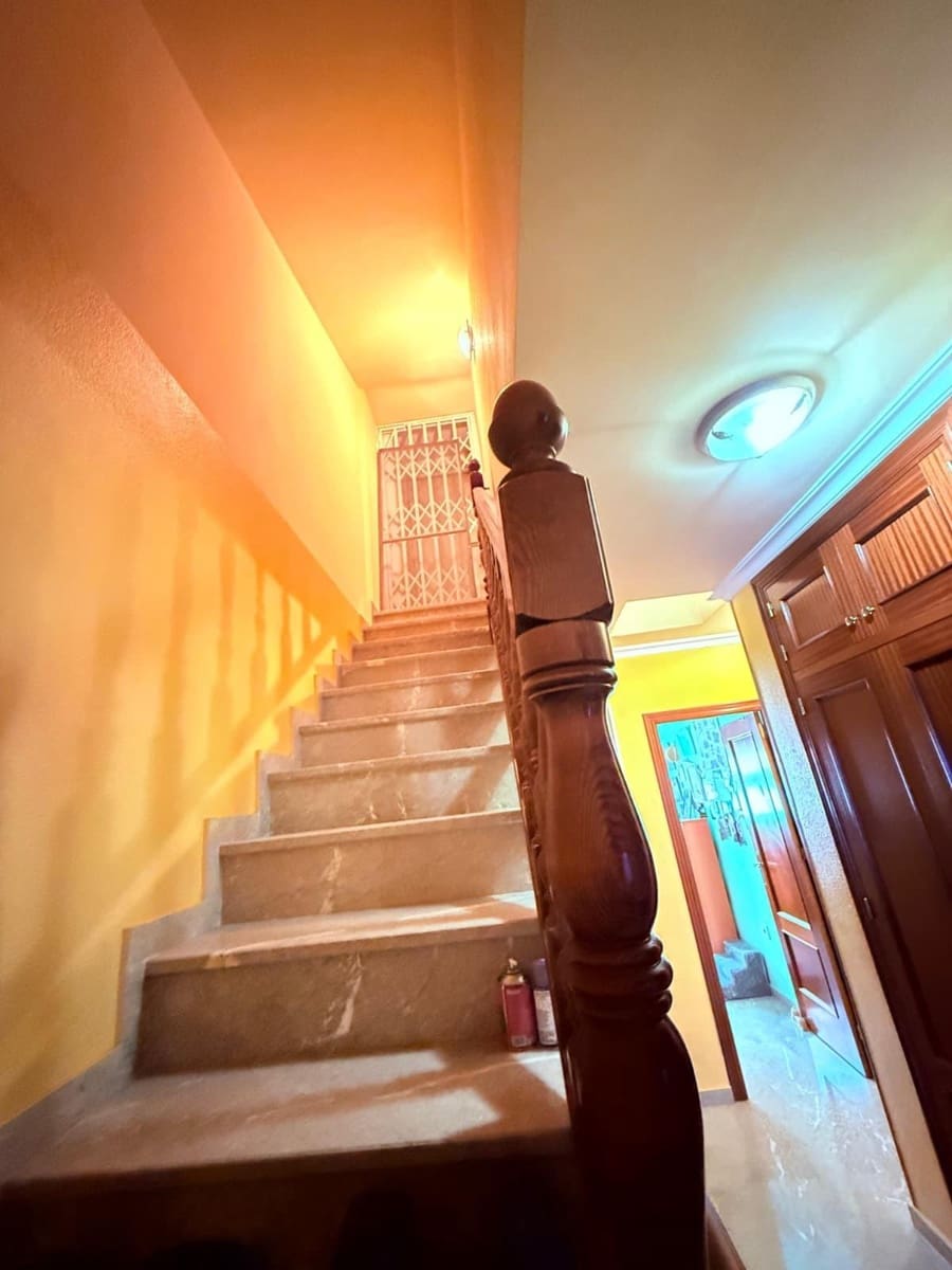 4 slaapkamer Appartement te koop in Almeria stad - € 425.000 (Ref: 9751949)