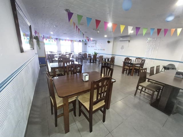 Bedrift til salgs i Cuevas del Almanzora - € 450 000 (Ref: 9751950)