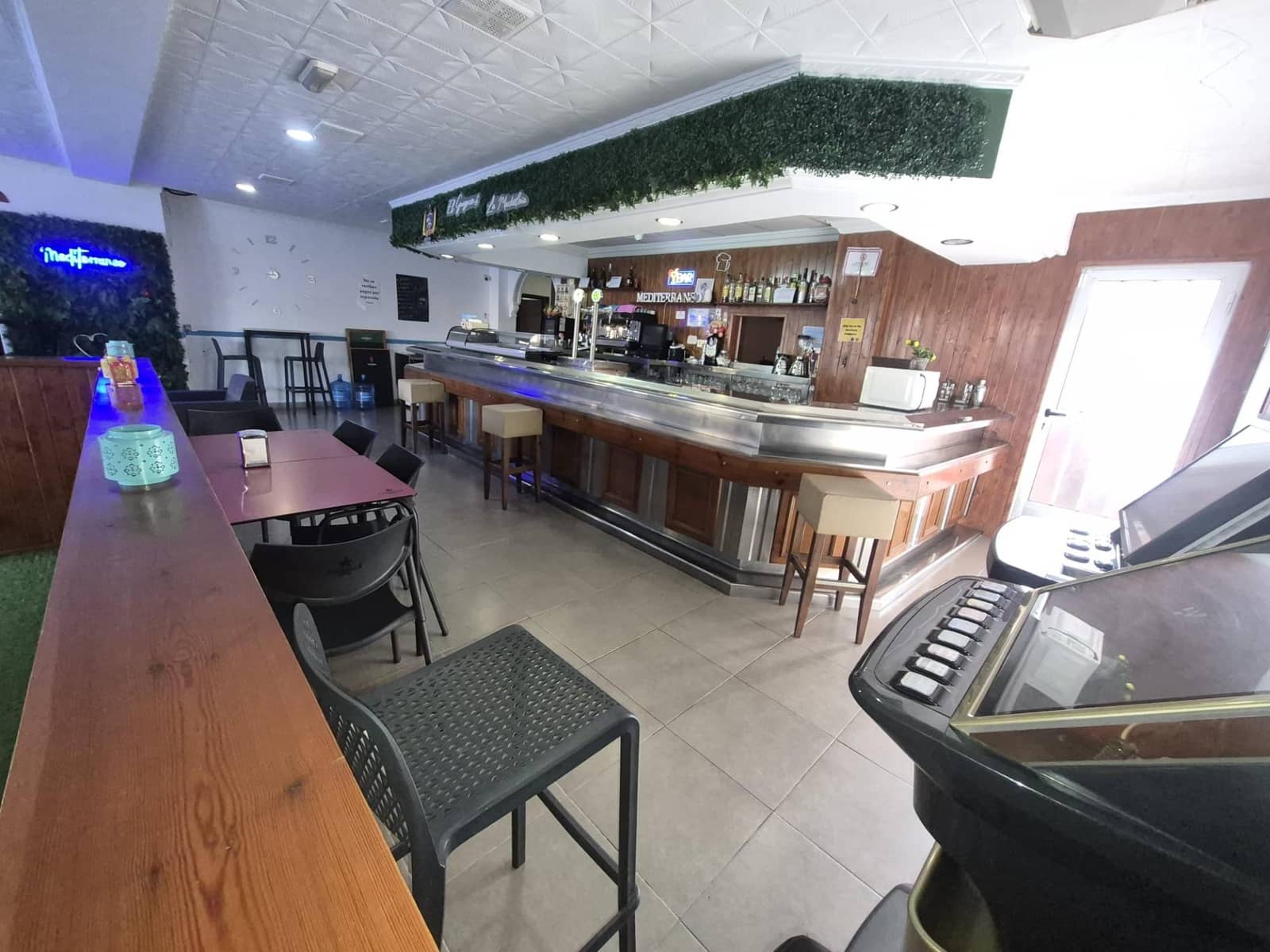 Bedrift til salgs i Cuevas del Almanzora - € 450 000 (Ref: 9751950)