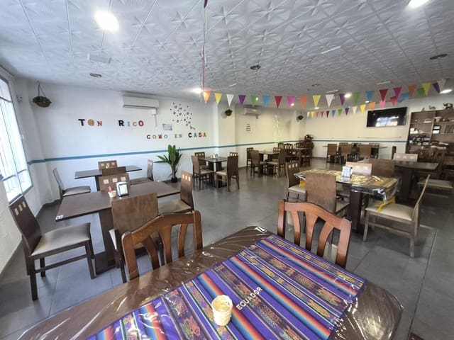 Bedrijf te koop in Cuevas del Almanzora - € 450.000 (Ref: 9751950)