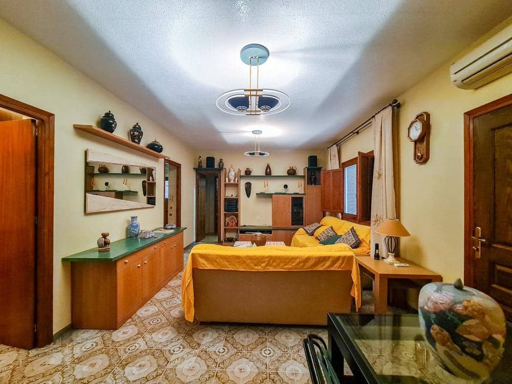 6 sypialnia Dom na sprzedaż w Cuevas del Almanzora z garażem - 169 000 € (Ref: 9761944)