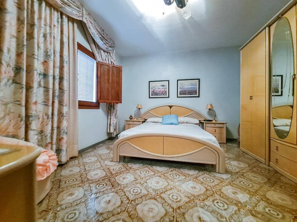 6 sypialnia Dom na sprzedaż w Cuevas del Almanzora z garażem - 169 000 € (Ref: 9761944)