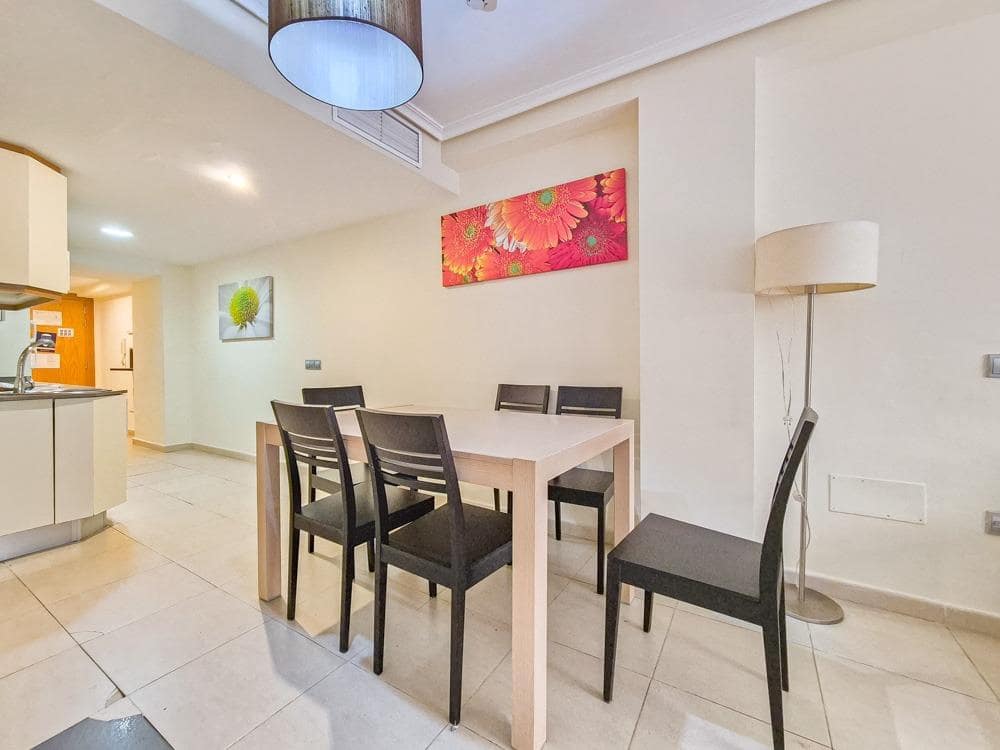 3 chambre Appartement à vendre à Puerto del Rey avec piscine garage - 139 900 € (Ref: 9763611)