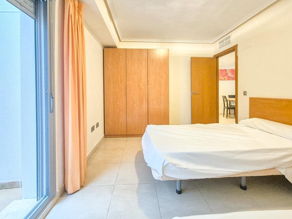 3 chambre Appartement à vendre à Puerto del Rey avec piscine garage - 139 900 € (Ref: 9763611)