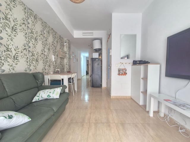 Apartamento de 2 habitaciones en Garrucha en venta - 110.000 € (Ref: 9801466)