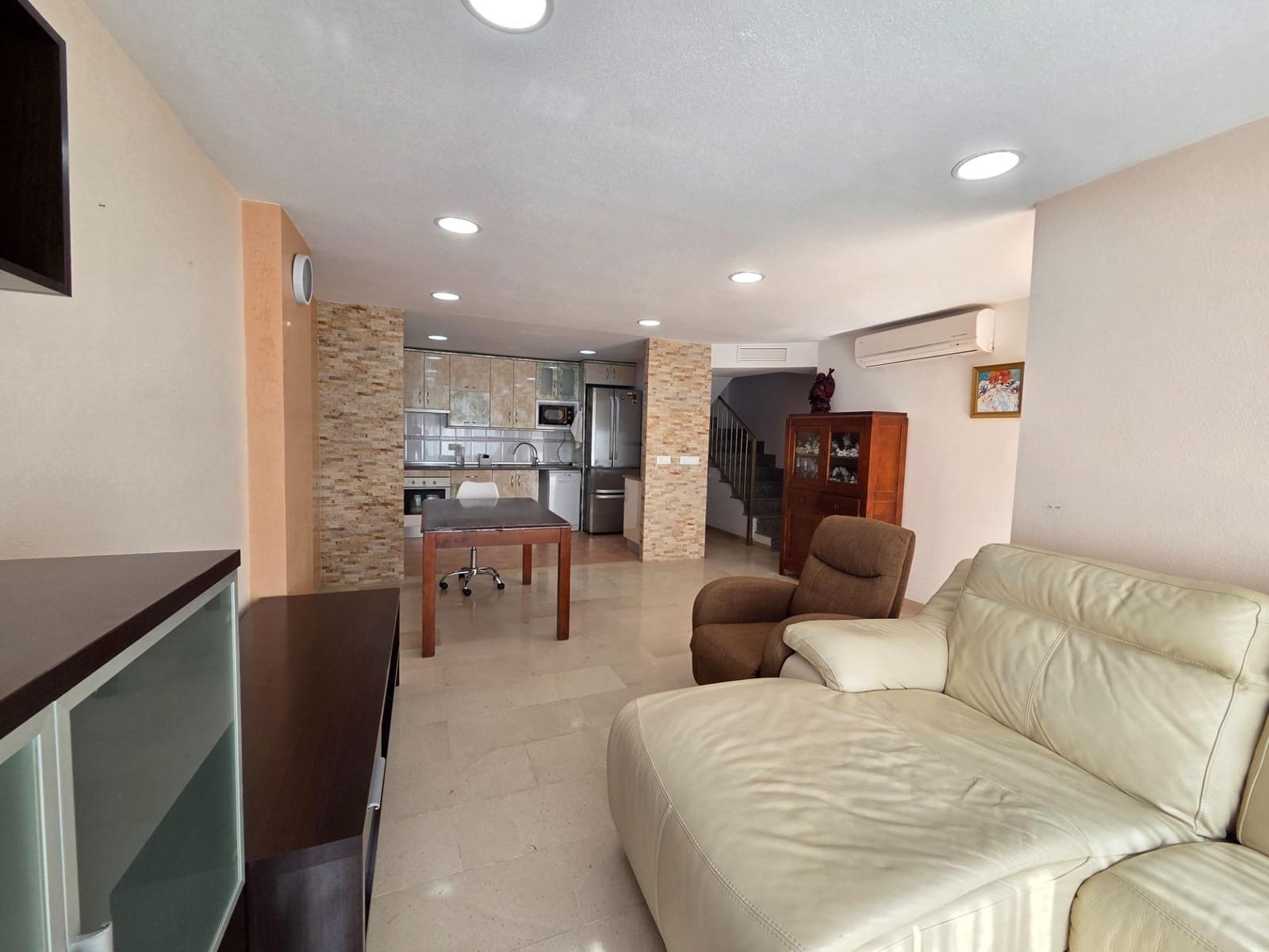 Apartamento de 4 habitaciones en Garrucha en venta con piscina garaje - 260.000 € (Ref: 9801468)