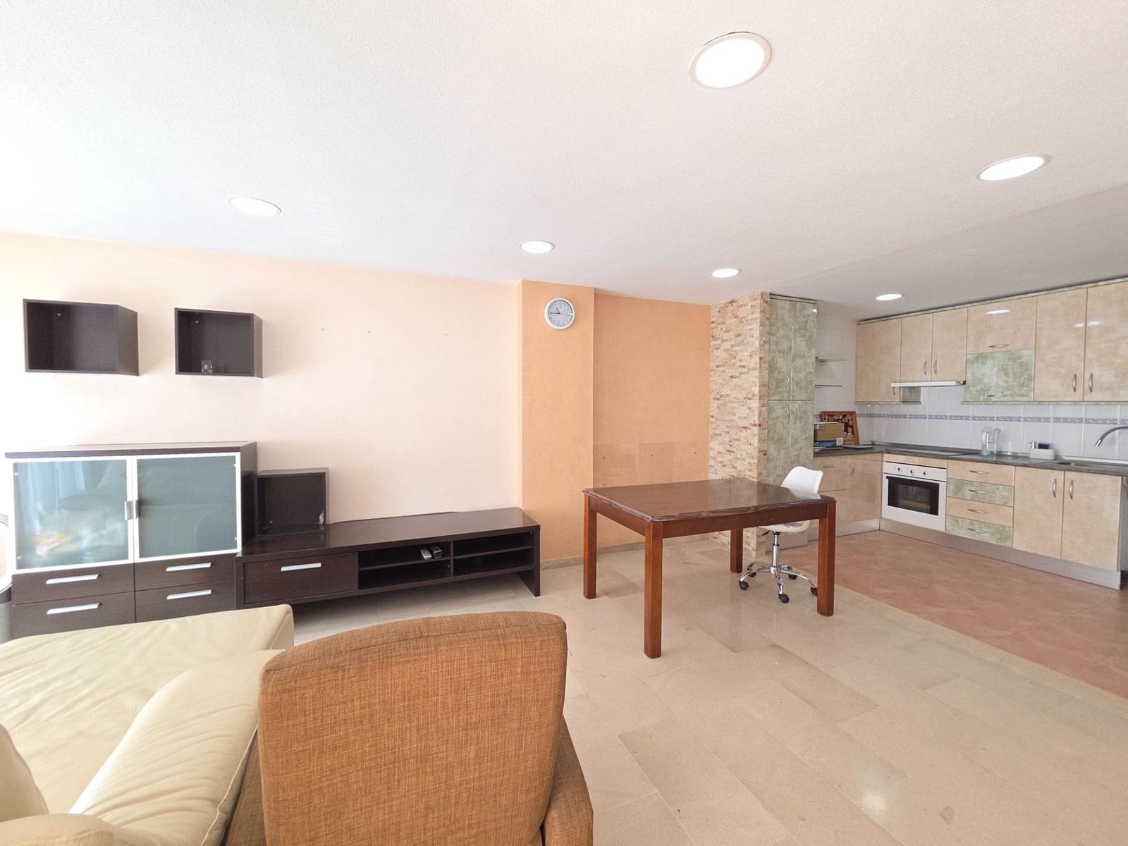 Apartamento de 4 habitaciones en Garrucha en venta con piscina garaje - 260.000 € (Ref: 9801468)