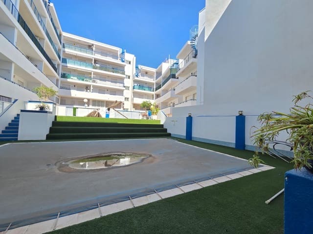 Apartamento de 4 habitaciones en Garrucha en venta con piscina garaje - 260.000 € (Ref: 9801468)