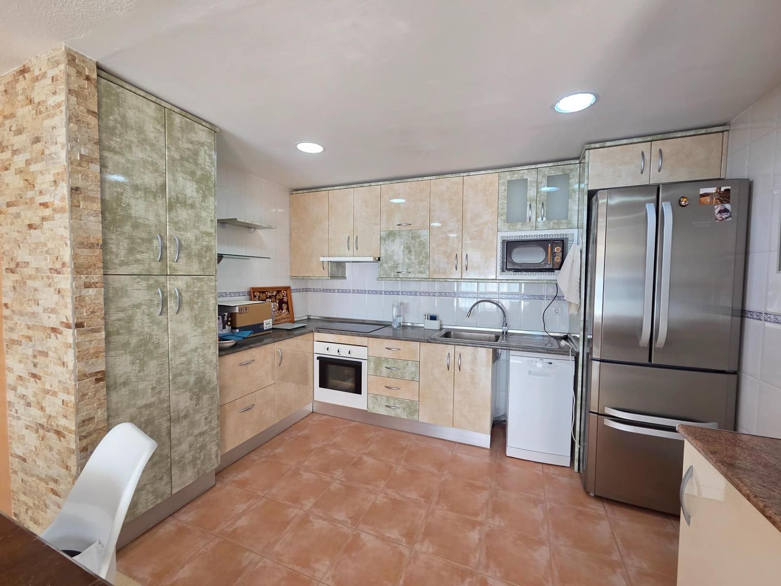 Apartamento de 4 habitaciones en Garrucha en venta con piscina garaje - 260.000 € (Ref: 9801468)