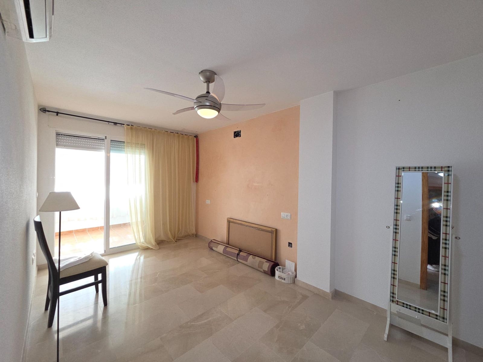 Apartamento de 4 habitaciones en Garrucha en venta con piscina garaje - 260.000 € (Ref: 9801468)