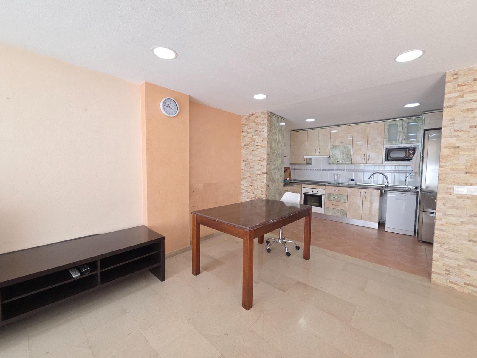 Apartamento de 4 habitaciones en Garrucha en venta con piscina garaje - 260.000 € (Ref: 9801468)