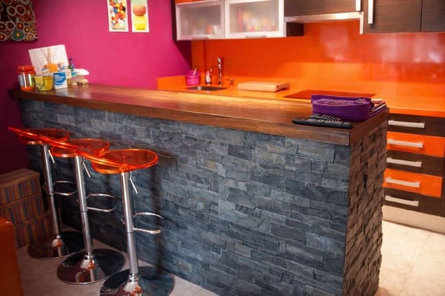 Chalet de 3 habitaciones en Vera en venta con piscina - 200.000 € (Ref: 9811539)