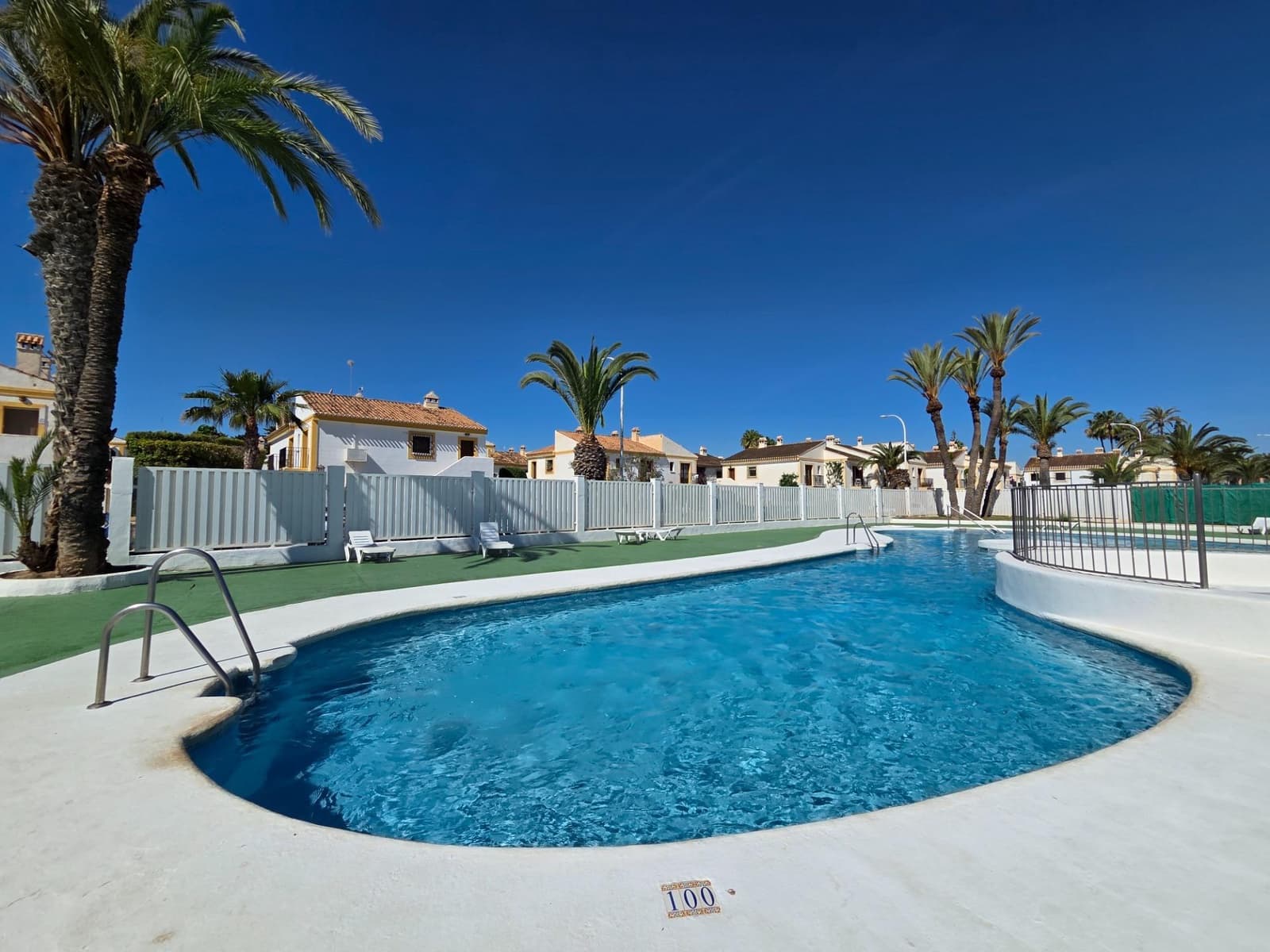 2 bedroom Apartment for sale in Vera with pool - € 275,000 (Ref: 9851708)