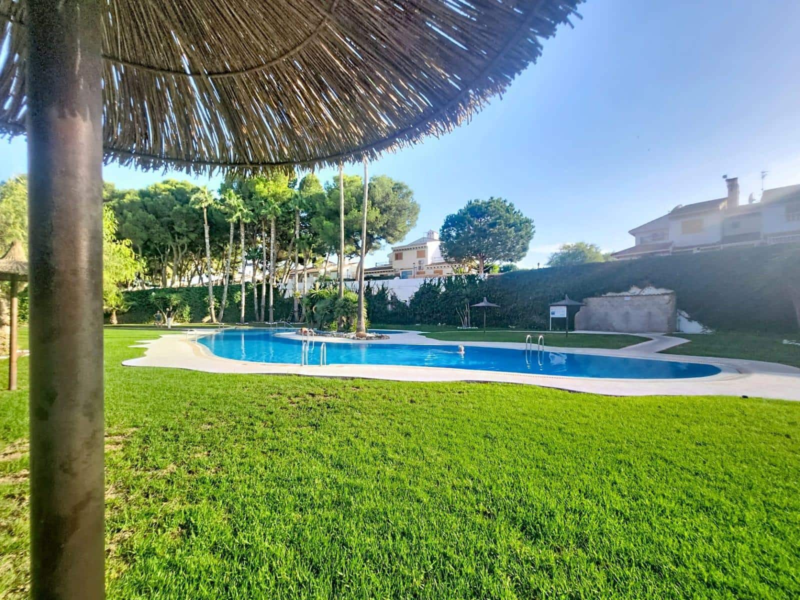 2 soverom Leilighet til salgs i Pilar de la Horadada med svømmebasseng - € 198 000 (Ref: 10120227)