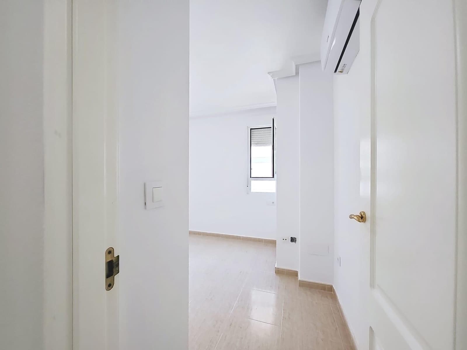 3 Zimmer Apartment zu verkaufen in Santiago de la Ribera mit Garage - 155.000 € (Ref: 9816075)