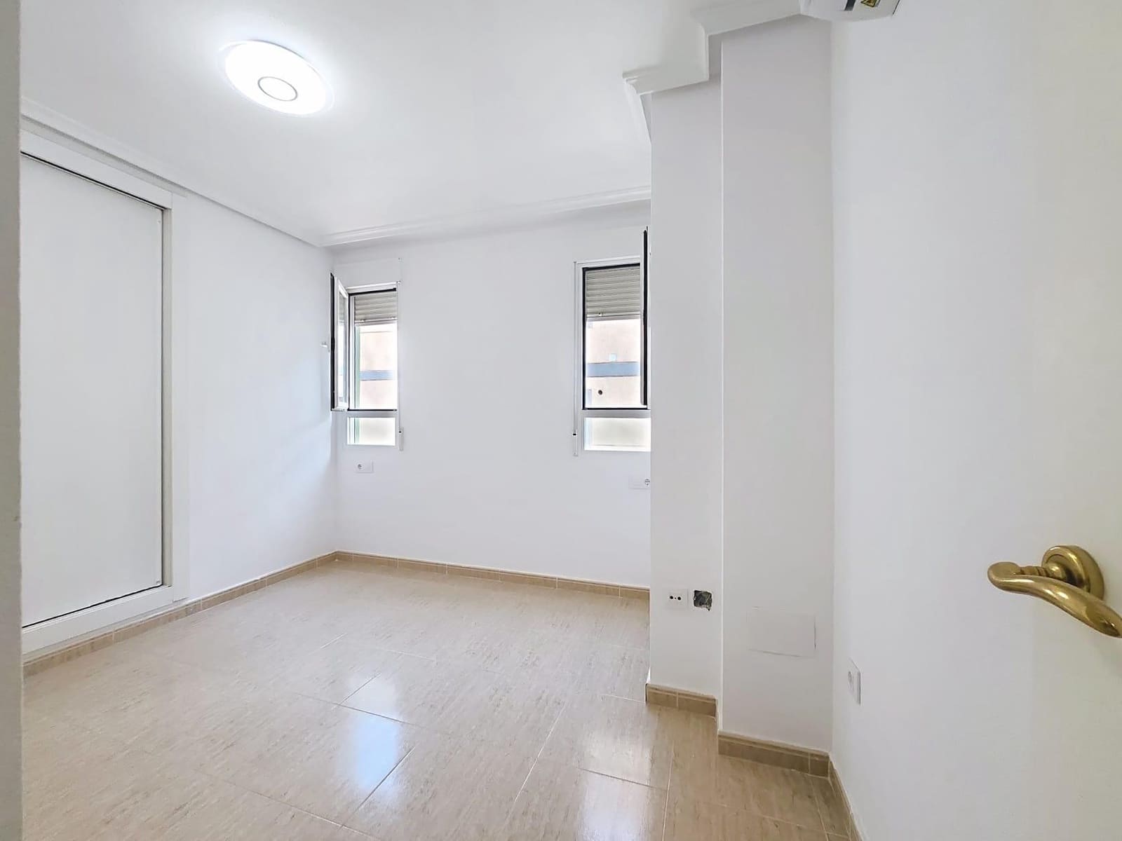 3 Zimmer Apartment zu verkaufen in Santiago de la Ribera mit Garage - 155.000 € (Ref: 9816075)