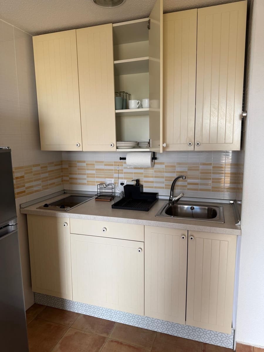 1 makuuhuone Yksiö myytävänä paikassa Pilar de la Horadada mukana uima-altaan - 125 000 € (Ref: 9816078)
