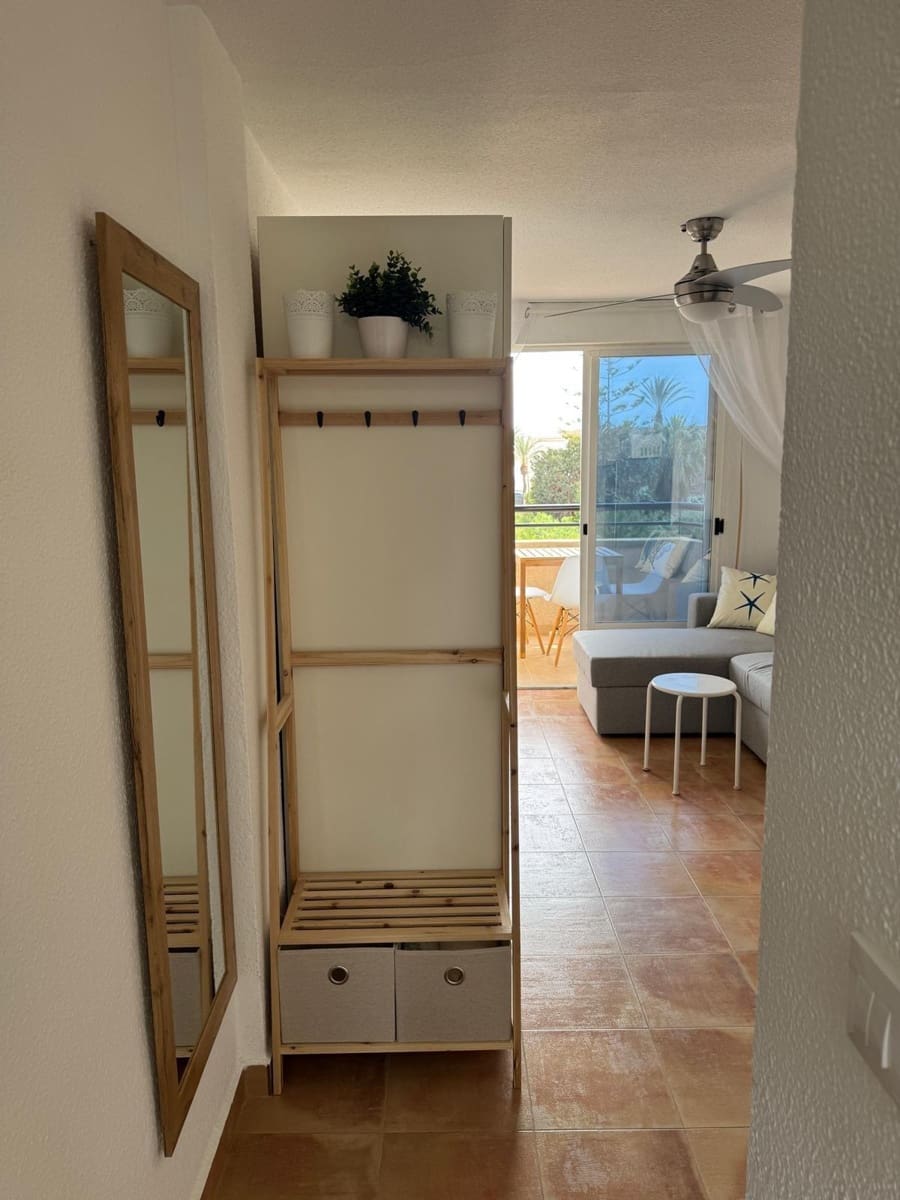 1 makuuhuone Yksiö myytävänä paikassa Pilar de la Horadada mukana uima-altaan - 125 000 € (Ref: 9816078)