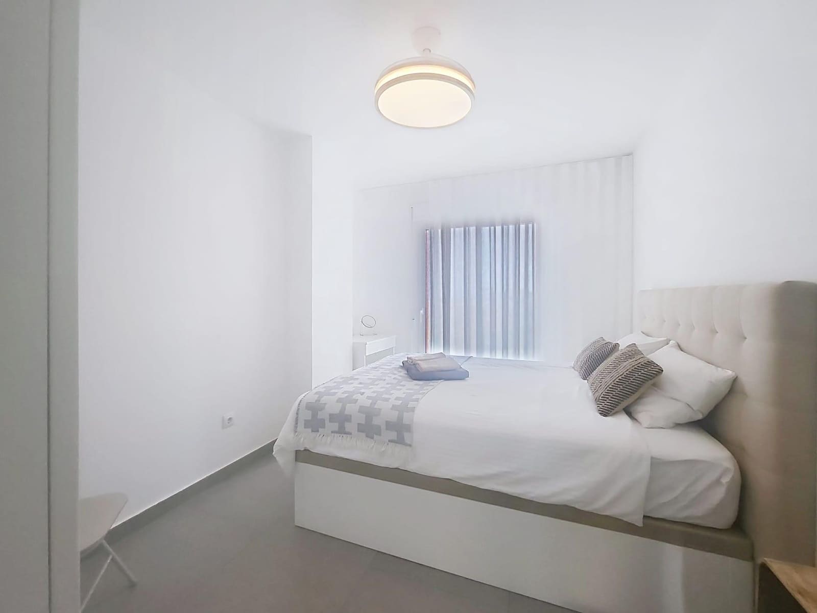 2 bedroom Apartment for sale in La Manga del Mar Menor with pool garage - € 235,000 (Ref: 9820495)