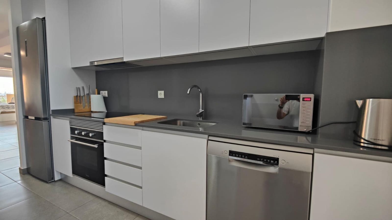 2 bedroom Apartment for sale in La Manga del Mar Menor with pool garage - € 235,000 (Ref: 9820495)